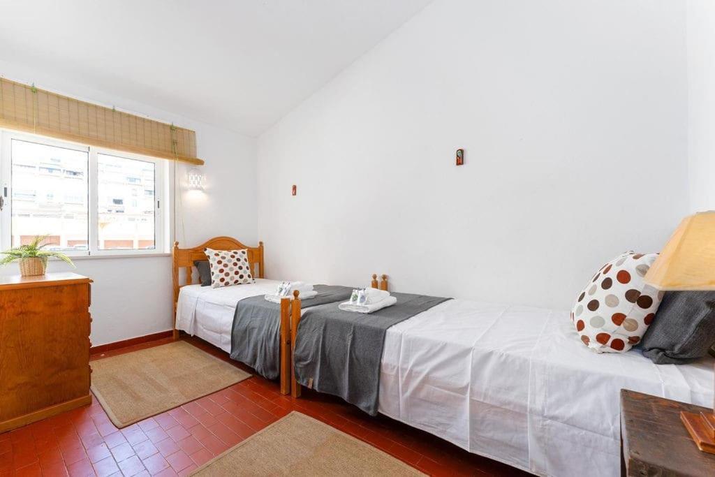 Acolhedor Com Wifi A Passos Do Mar Apartment *