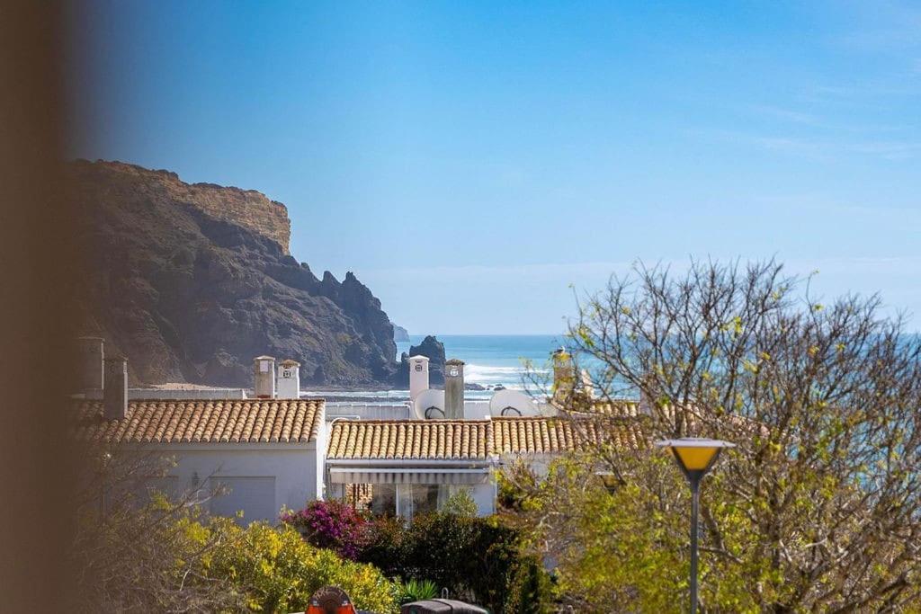 Acolhedor Com Wifi A Passos Do Mar Praia Da Luz