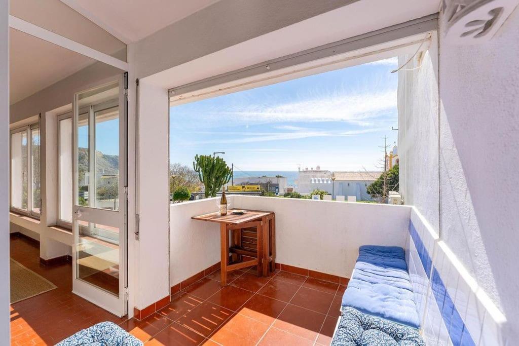 Apartment Acolhedor Com Wifi A Passos Do Mar Praia Da Luz